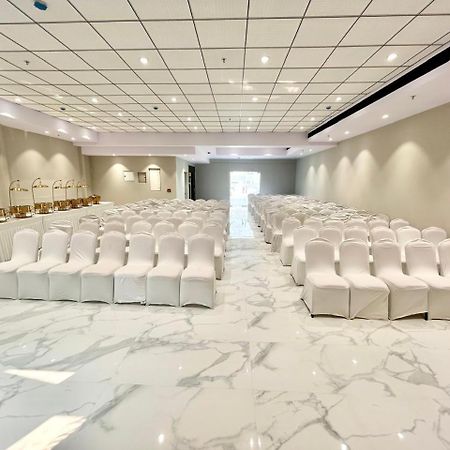 The Beacon Hotel ויסאקפאטנם מראה חיצוני תמונה